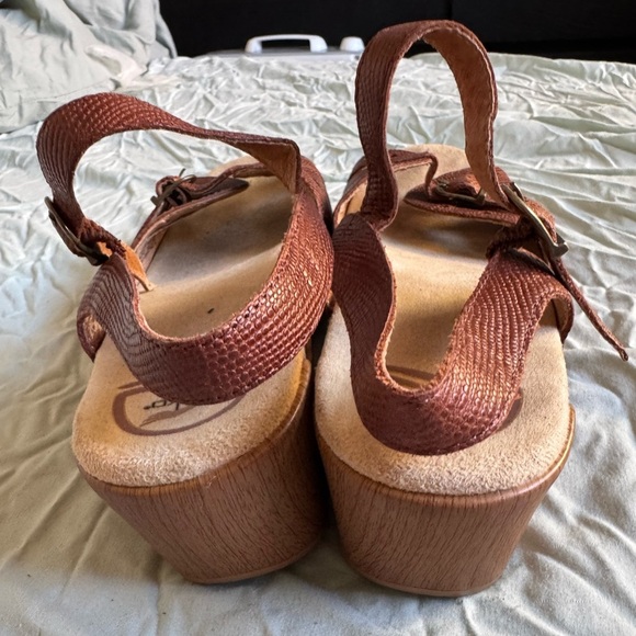 Dansko brown sandals size 8.5 - Picture 3 of 8